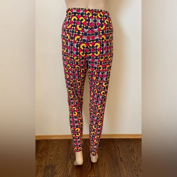 Lularoe - Picture 2 of 16